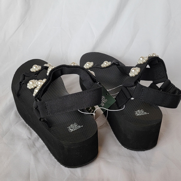 Wild Fable Jolene Platform Sandals Faux Pearl Flower Straps - Picture 5 of 10